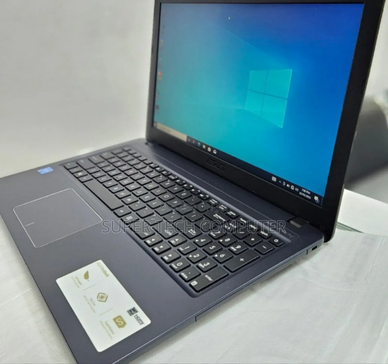 New Laptop Asus VivoBook 15 X505BA 4GB Intel Core 2 Quad HDD 500GB