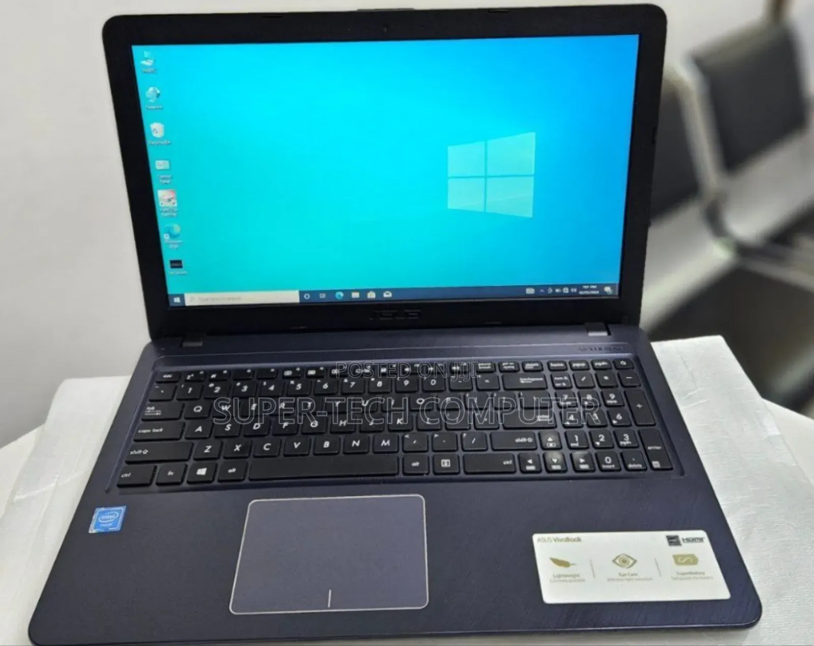 New Laptop Asus VivoBook 15 X505BA 4GB Intel Core 2 Quad HDD 500GB