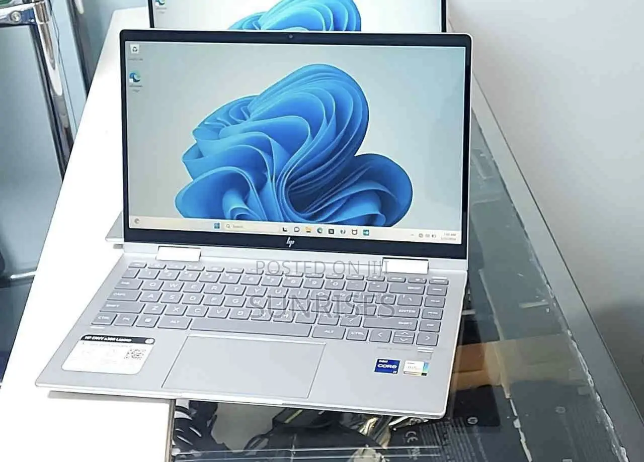 New Laptop HP Envy X360 16GB Intel Core I7 SSD 1T