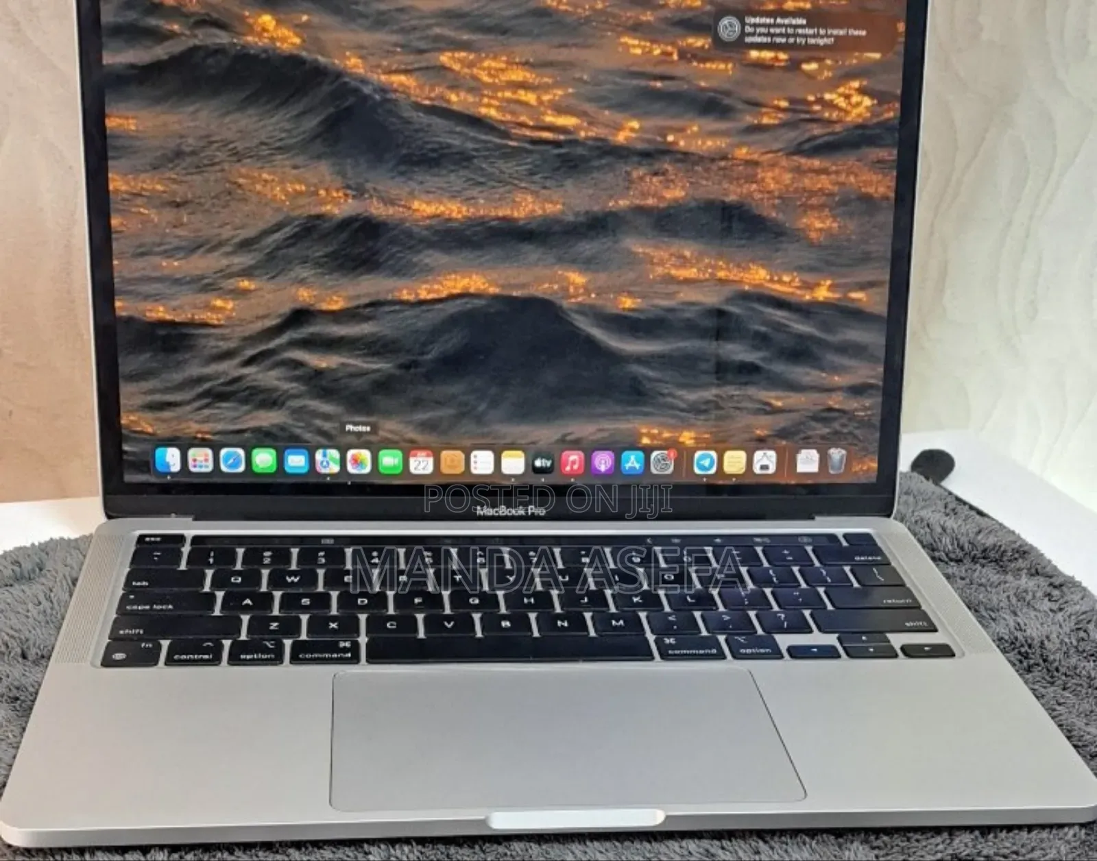 New Laptop Apple MacBook Pro M1 8GB Apple M1 SSD 256GB
