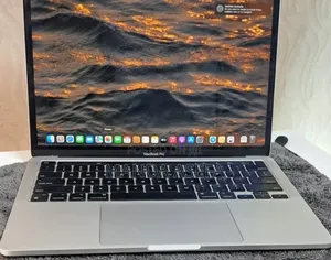 New Laptop Apple MacBook Pro M1 8GB Apple M1 SSD 256GB