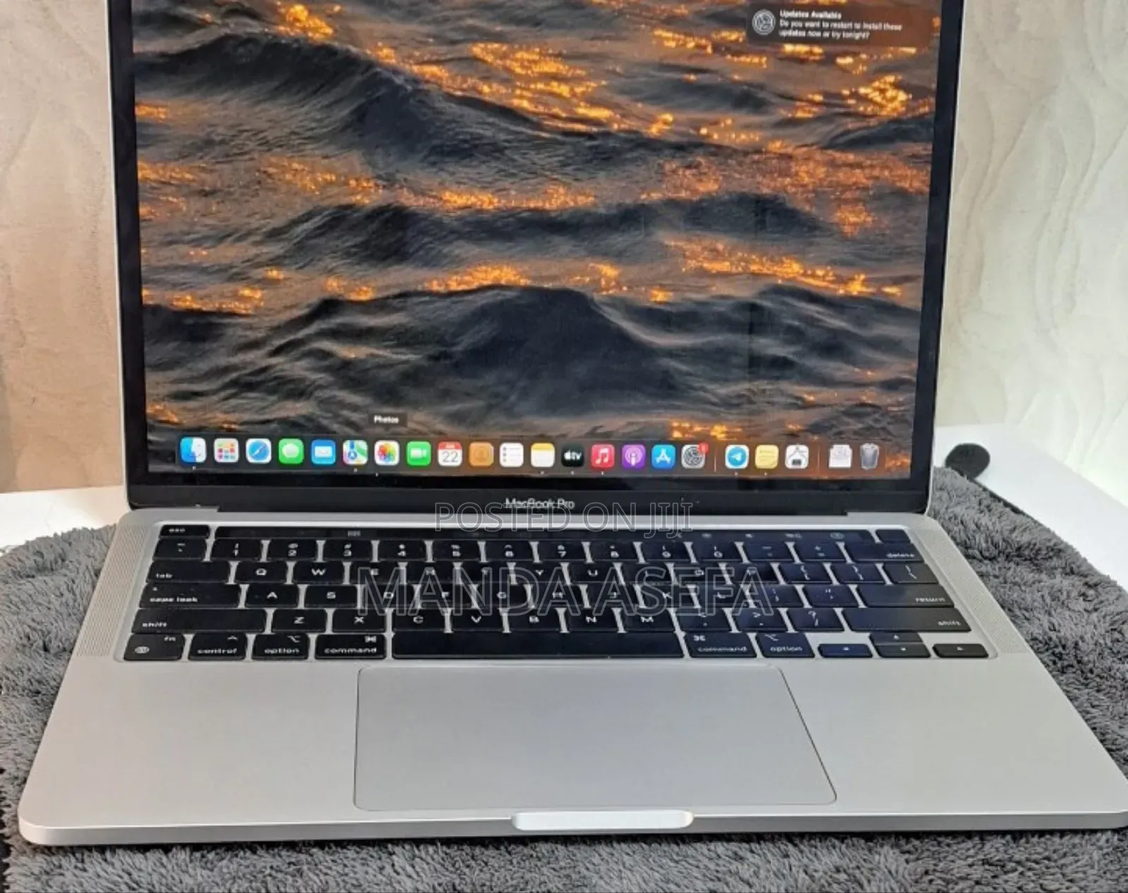 New Laptop Apple MacBook Pro M1 8GB Apple M1 SSD 256GB
