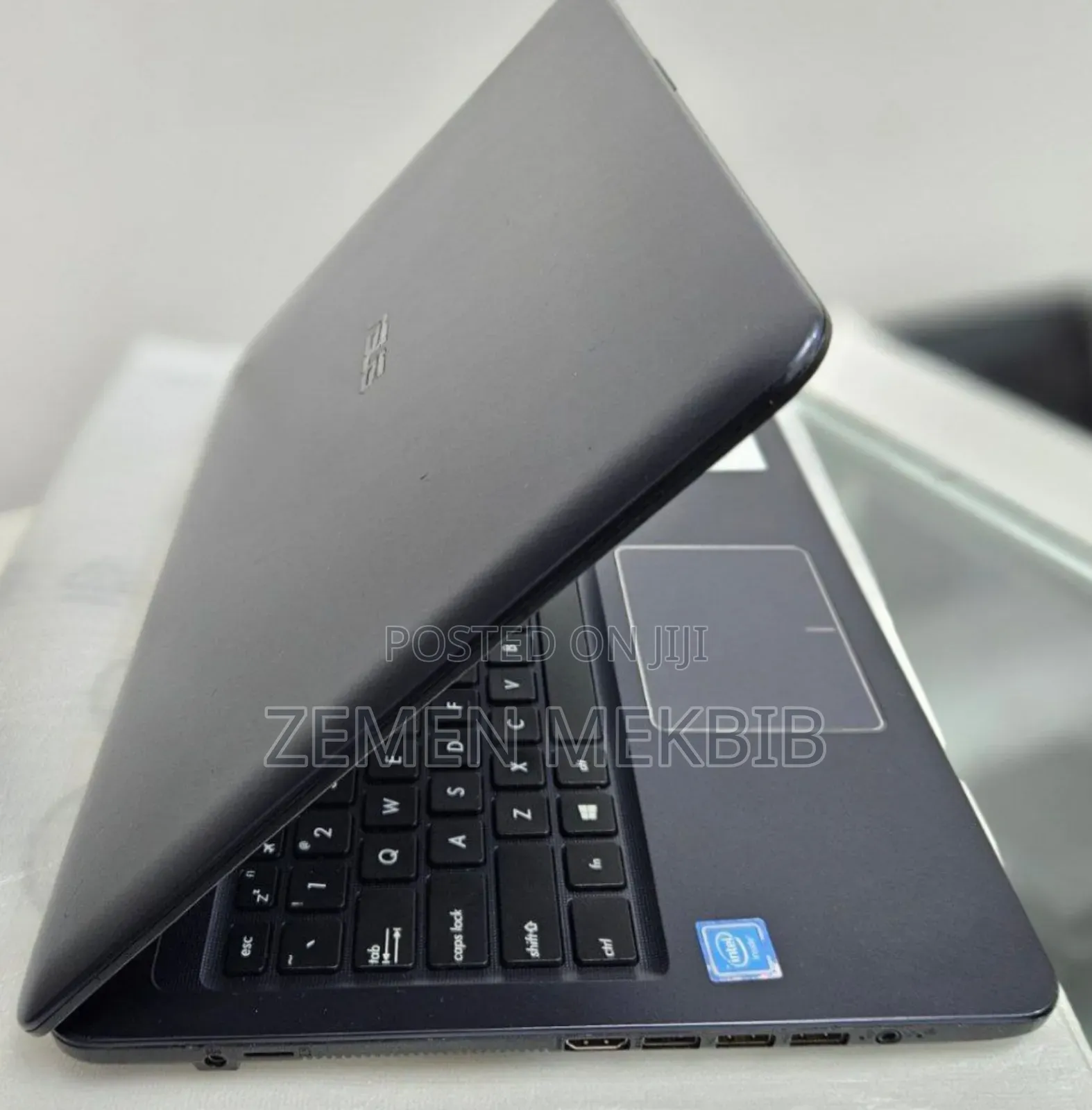 New Laptop Asus VivoBook 15 X505BA 4GB HDD 500GB