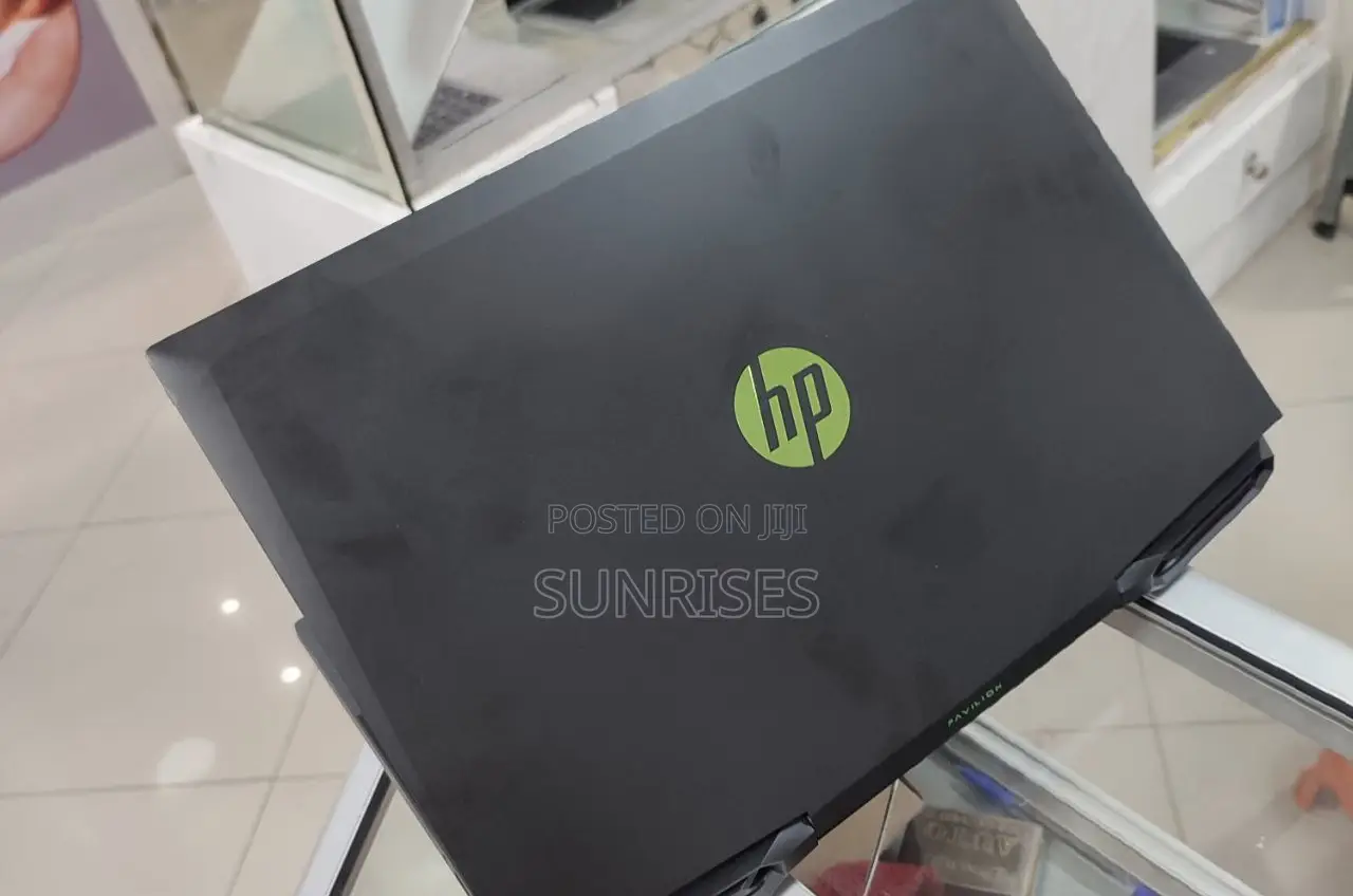 New Laptop HP Pavilion Power 15 8GB Intel Core I5 SSD 512GB