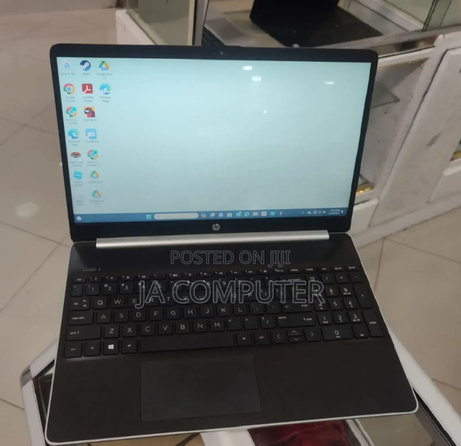 New Laptop HP Stream Notebook 8GB Intel Core I5 SSD 256GB