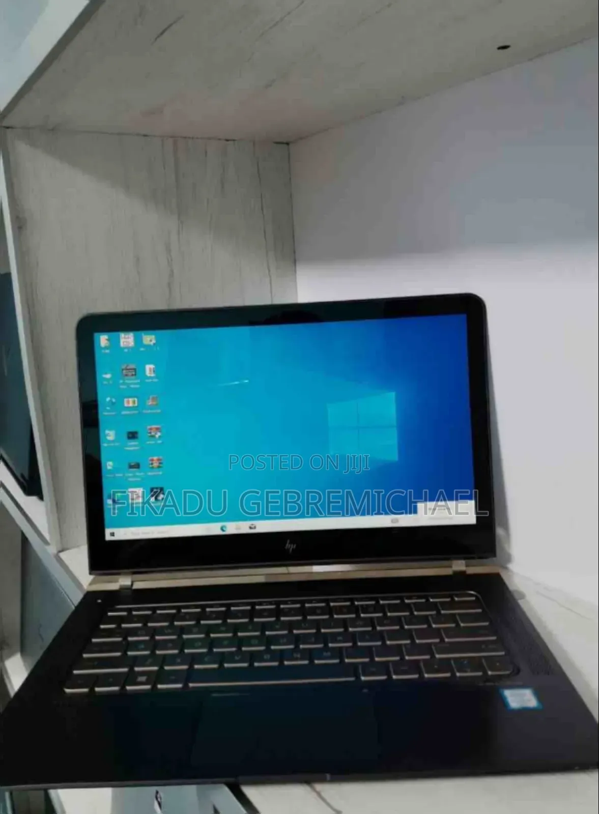 New Laptop HP Spectre 8GB Intel Core I5 SSD 256GB