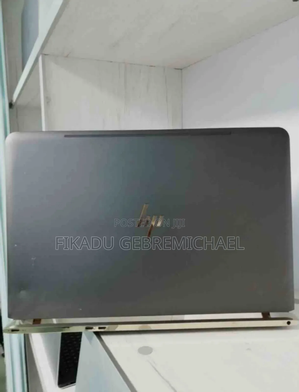 New Laptop HP Spectre 8GB Intel Core I5 SSD 256GB