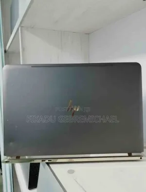 New Laptop HP Spectre 8GB Intel Core I5 SSD 256GB