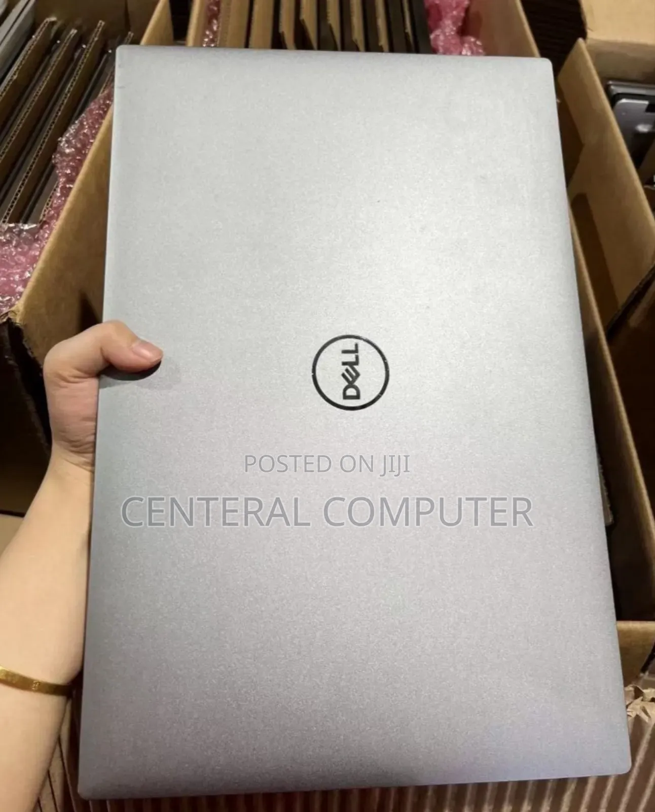 New Laptop Dell XPS 17 9720 16GB Intel Core I5 SSD 512GB