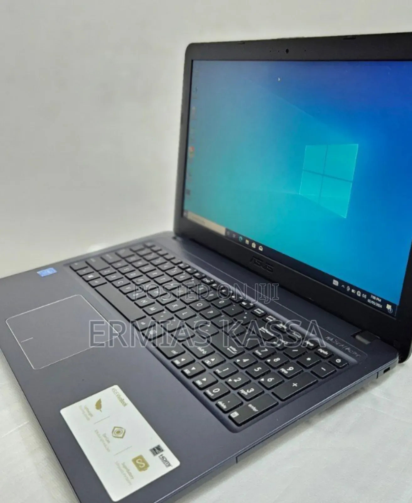 New Laptop Asus VivoBook 15 X505BA 4GB Intel Core 2 Quad HDD 500GB