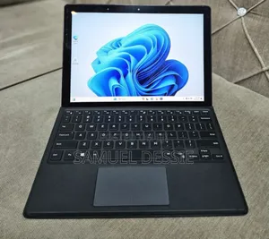 New Laptop Dell 4GB Intel Core I3 SSD 256GB