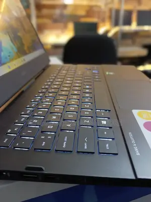 New Laptop HP Omen 16 16GB AMD Ryzen 7 SSD 1T