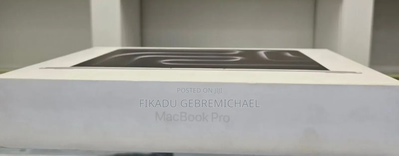 New Apple MacBook Pro 2023 M3 Pro 14-Inch 8GB Intel Core I7 SSD 512GB