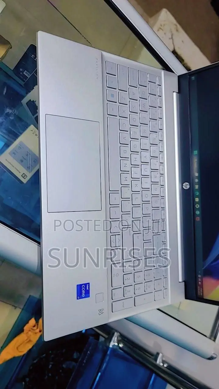 New Laptop HP Pavilion 15 16GB Intel Core I7 SSD 512GB