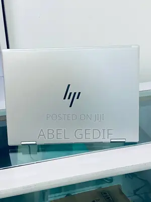 New Laptop HP Envy X360 8GB Intel Core I7 SSD 1T