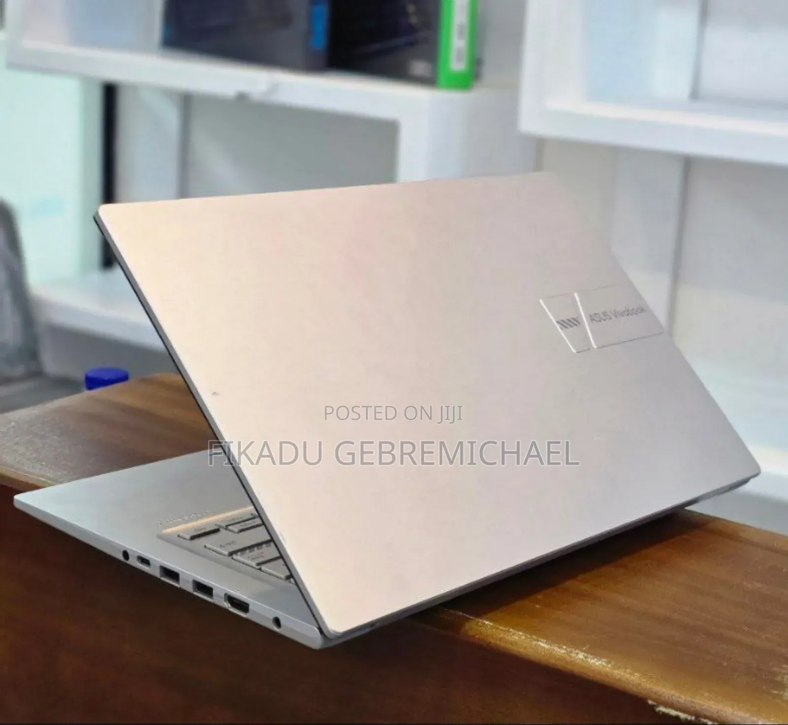 New Laptop Asus VivoBook Flip 14 TP401CA 8GB Intel Core I3 SSD 512GB