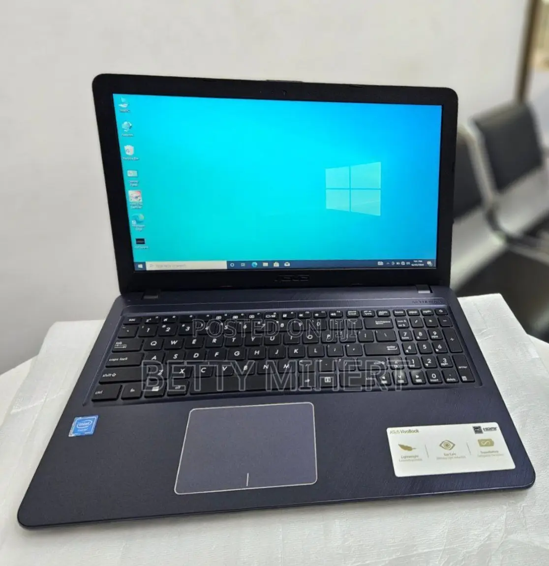 New Laptop Asus VivoBook 15 X505BA 4GB Intel Core I5 SSD 500GB