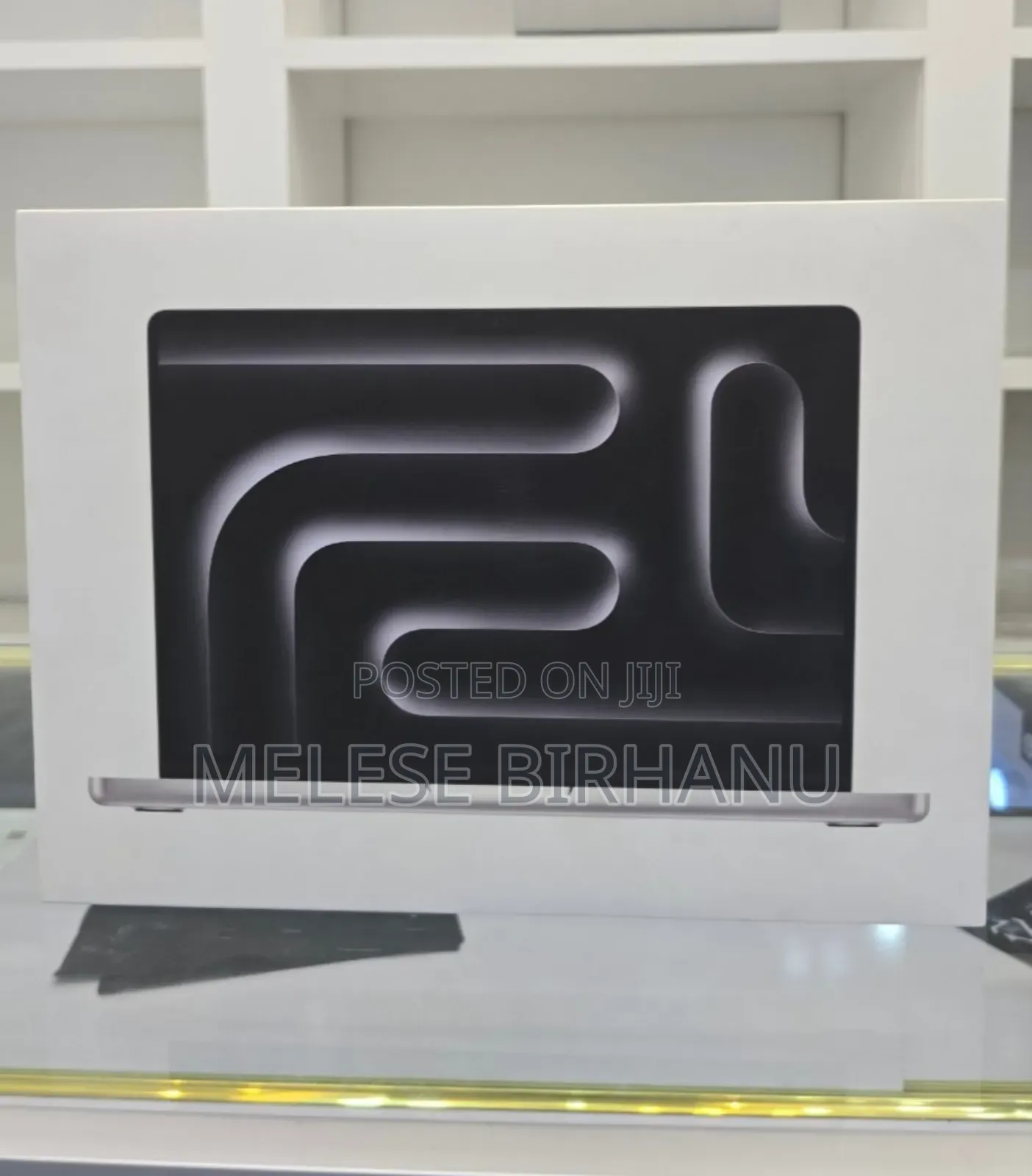 New Laptop Apple MacBook Pro 2023 M3 14-Inch 8GB Apple M3 SSD 512GB