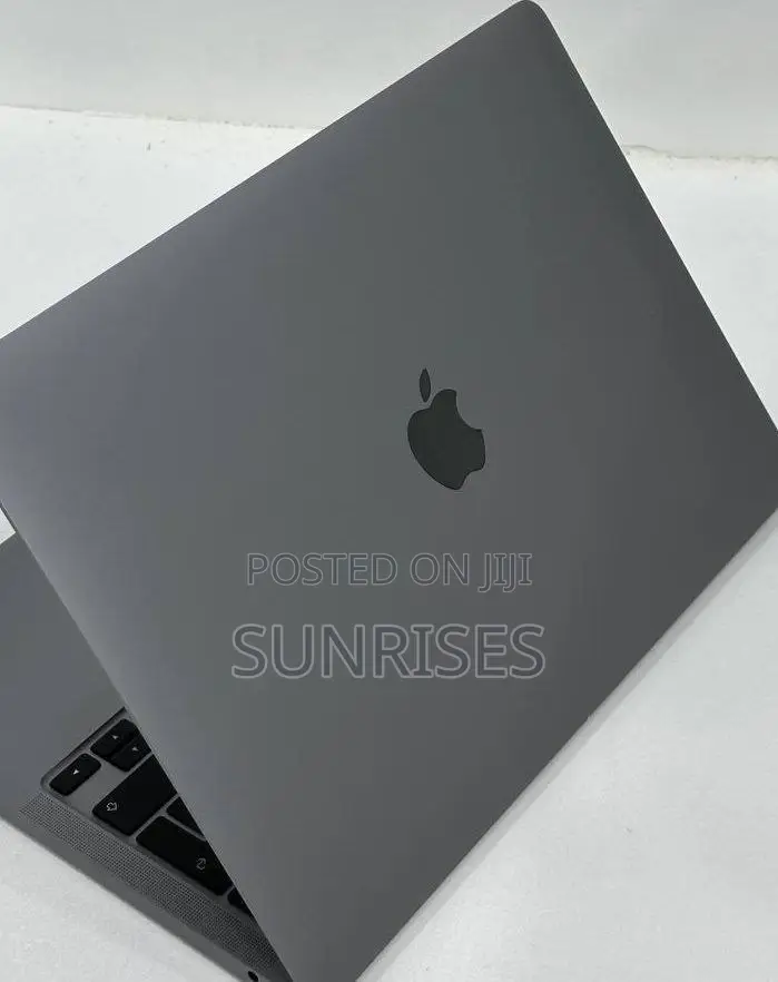 New Laptop Apple MacBook Pro M1 8GB Apple M1 SSD 256GB