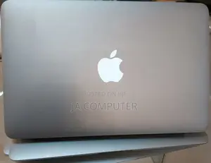 New Laptop Apple MacBook Air 2015 4GB Intel Core I5 SSD 128GB