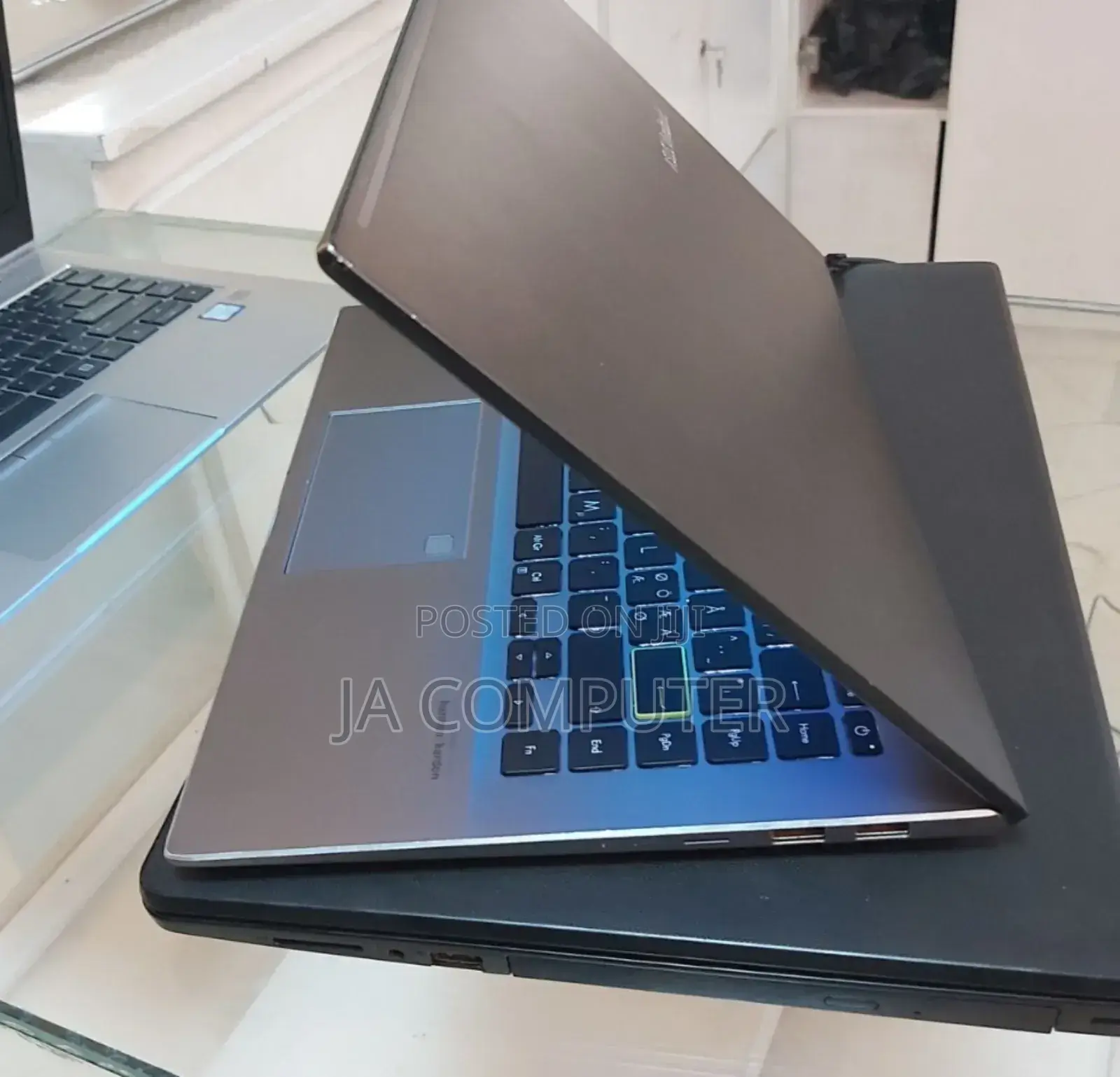 New Laptop Asus VivoBook 15 X505BA 8GB AMD Ryzen 3 SSD 128GB