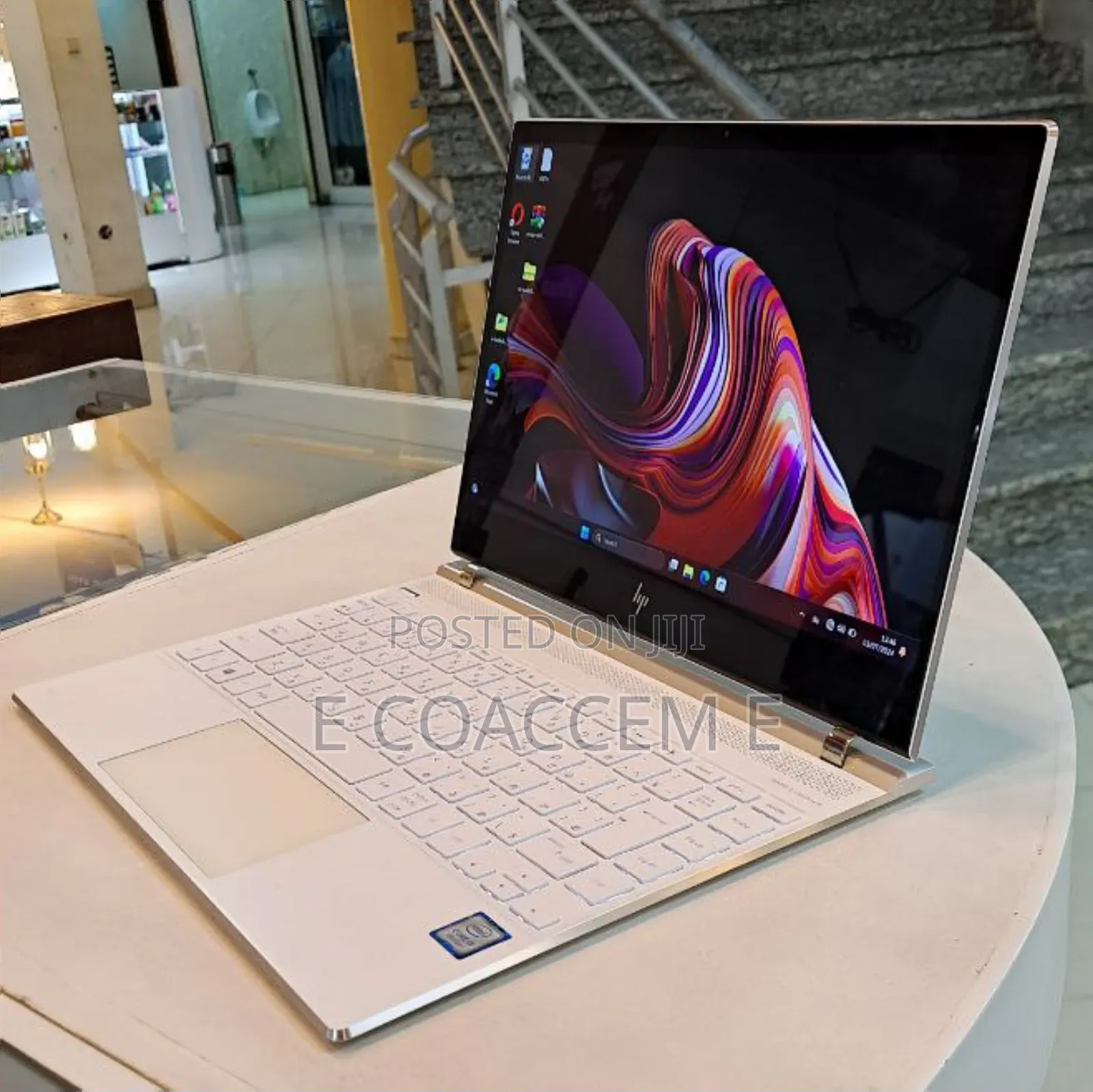 New Laptop HP Spectre 8GB Intel Core I5 SSD 512GB