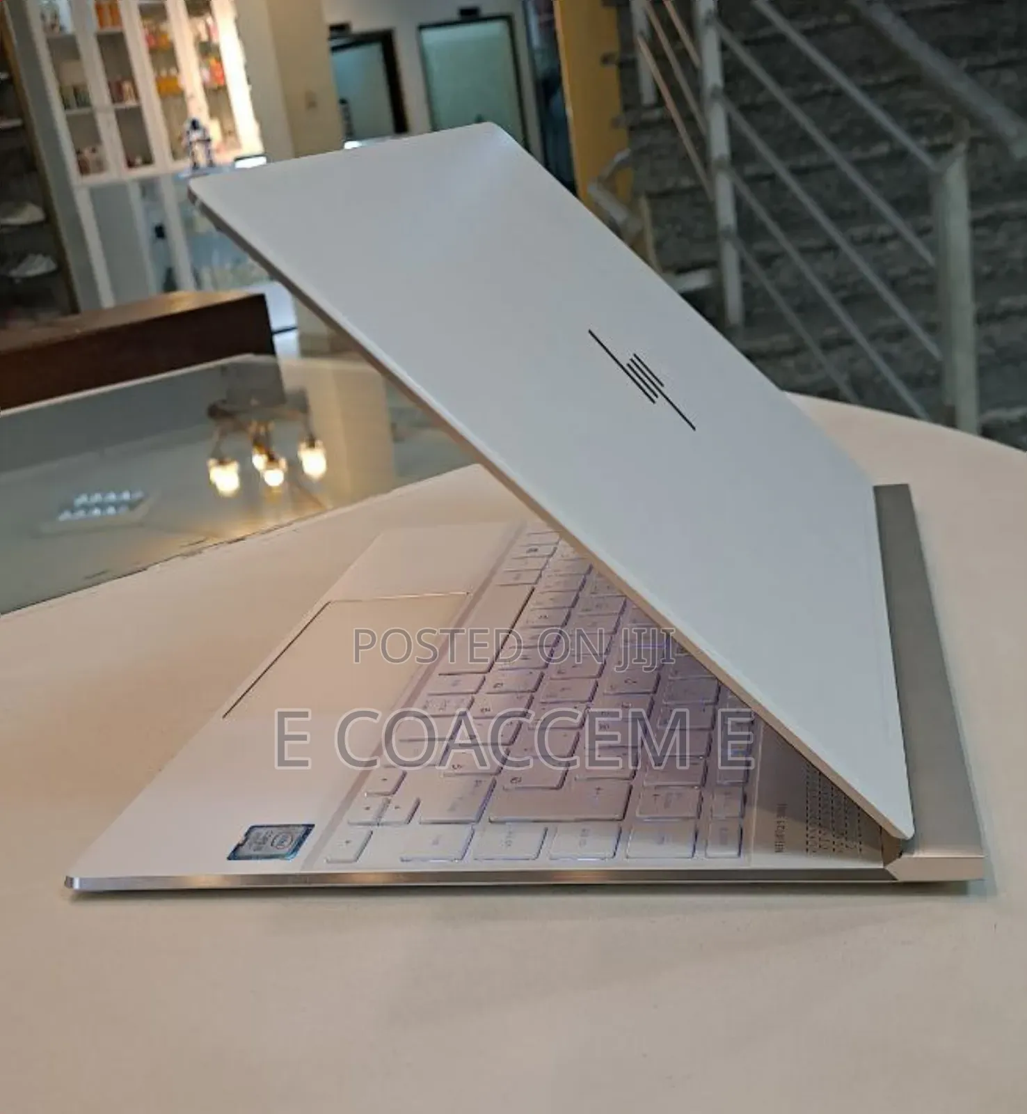New Laptop HP Spectre 8GB Intel Core I5 SSD 512GB