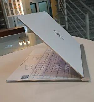 New Laptop HP Spectre 8GB Intel Core I5 SSD 512GB