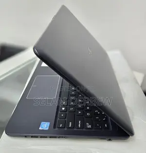 Laptop Asus VivoBook 15 X505BA 4GB Intel Core 2 Quad HDD 500GB