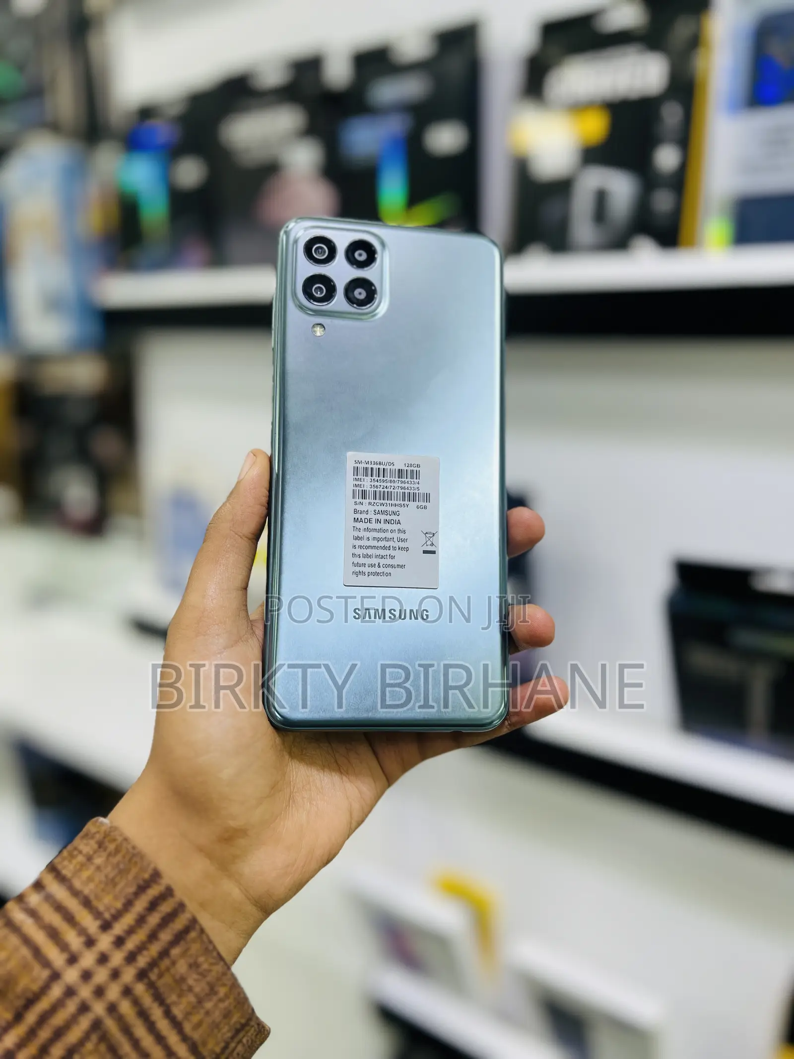 New Samsung Galaxy M33 5G 128 GB Blue