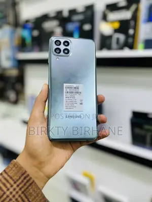 New Samsung Galaxy M33 5G 128 GB Blue