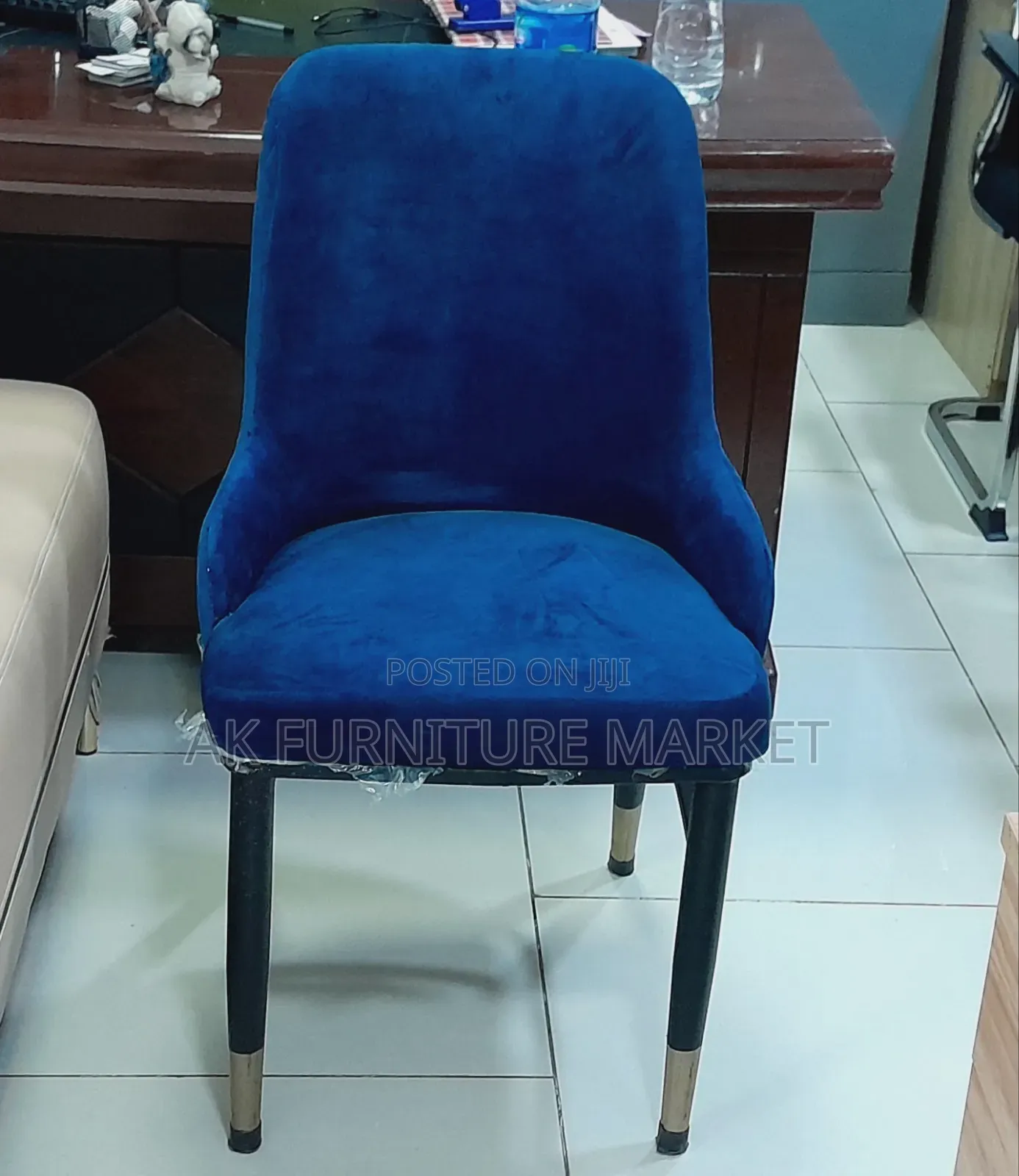 Cafe and Restaurant Chair