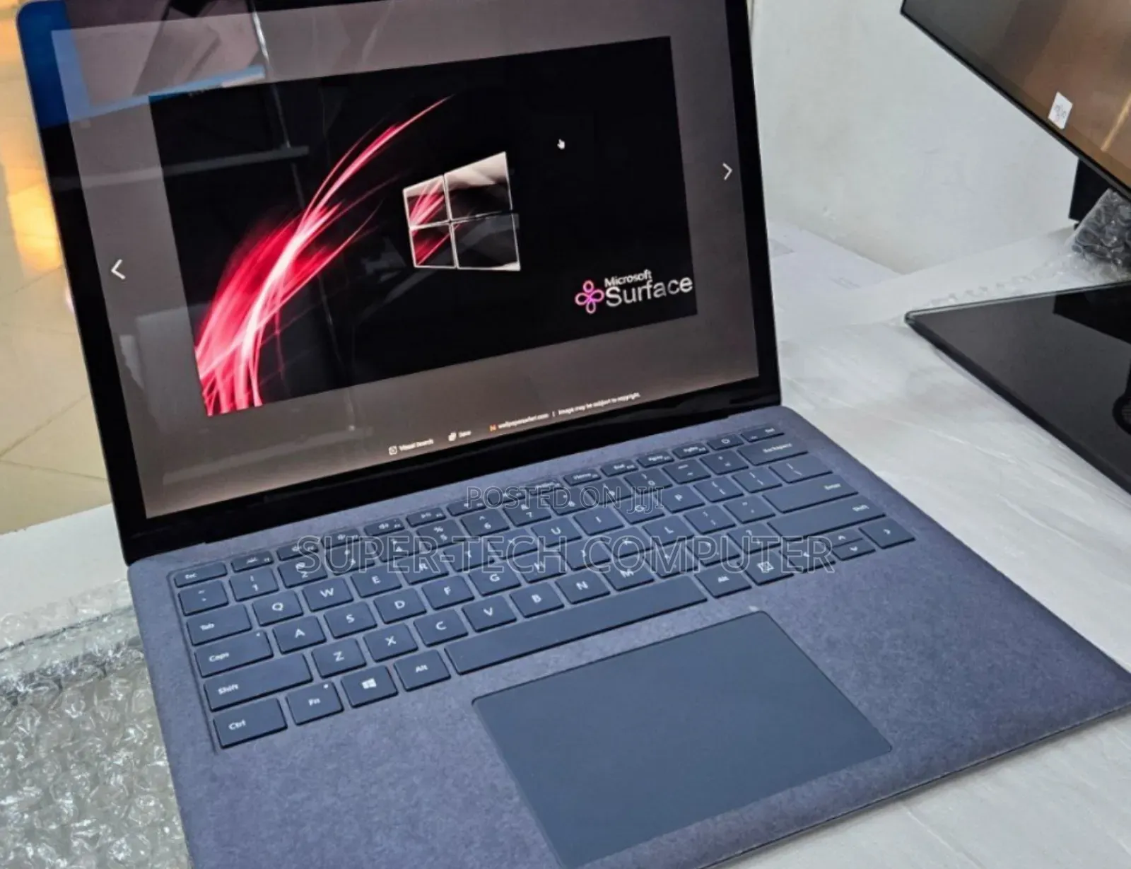 New Laptop Microsoft Surface Pro 4 8GB Intel Core I5 SSD 512GB