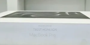 New Laptop Apple MacBook 8GB Apple M3 SSD 512GB