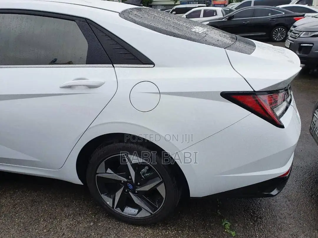 New Hyundai Avante 2023 White