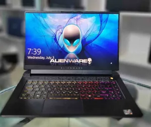 New Laptop Alienware M17x R2 16GB AMD Ryzen 7 SSD 1T