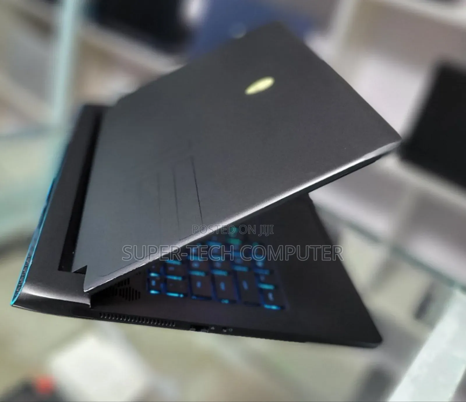 New Laptop Alienware M17x R2 16GB AMD Ryzen 7 SSD 1T