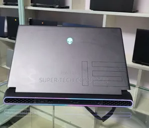 New Laptop Alienware M17x R2 16GB AMD Ryzen 7 SSD 1T