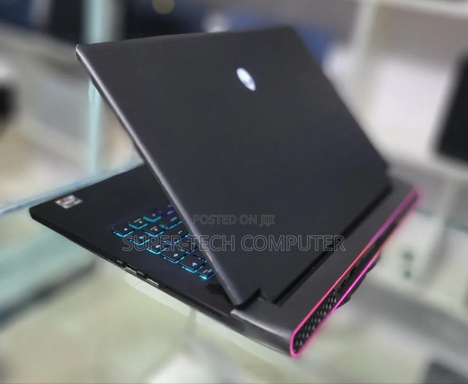 New Laptop Alienware M17x R2 16GB AMD Ryzen 7 SSD 1T