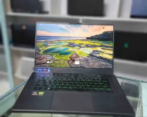 New Laptop Asus ROG Zephyrus G15 16GB AMD Ryzen 7 SSD 512GB