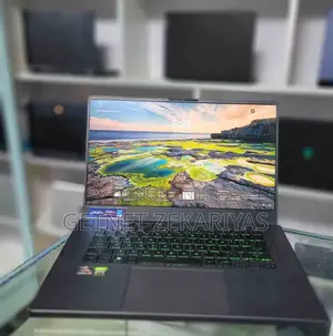 New Laptop Asus ROG Zephyrus G15 16GB AMD Ryzen 9 SSD 512GB