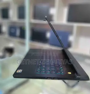 New Laptop Alienware M17x R2 16GB AMD Ryzen 9 SSD 1T