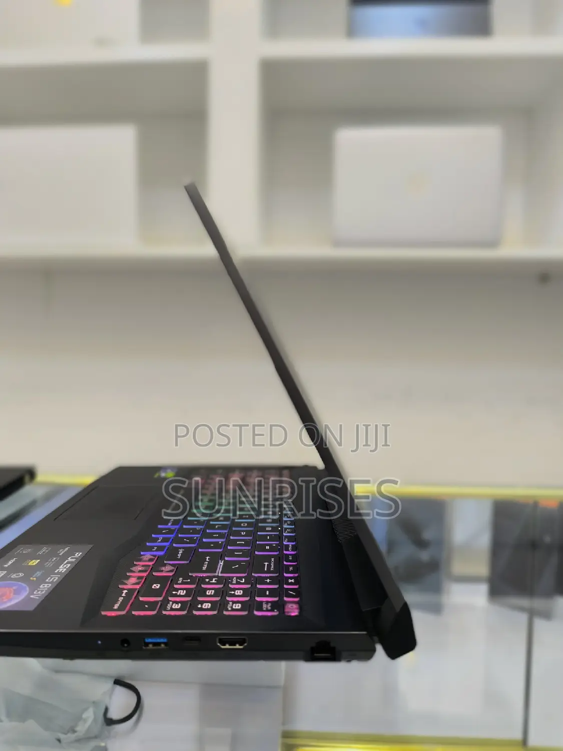 New Laptop MSI Pulse GL76 16GB Intel Core I9 SSD 1T