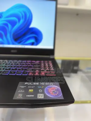 New Laptop MSI Pulse GL76 16GB Intel Core I9 SSD 1T