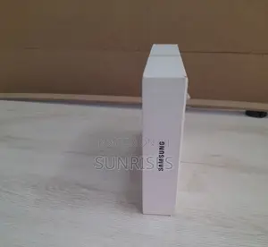 Photo - New Samsung Galaxy Tab A8 10.5 (2021) 128 GB Silver