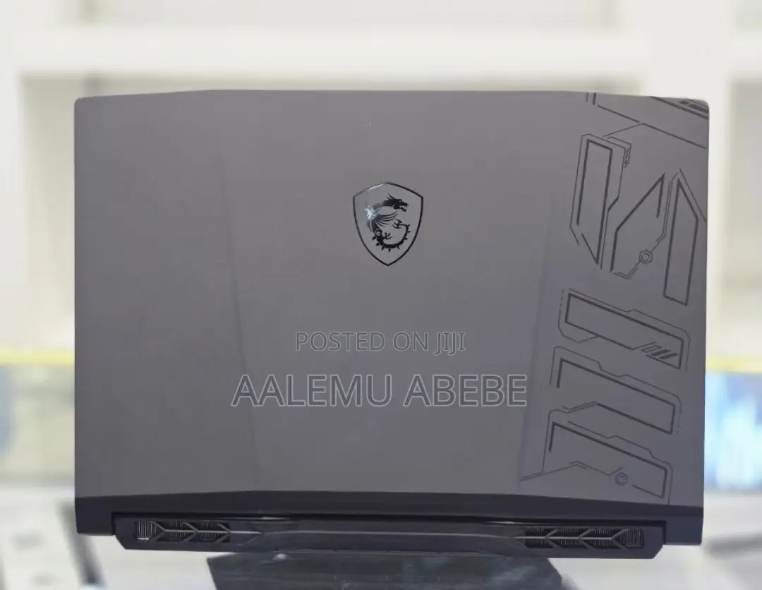 New Laptop MSI Pulse GL66 16GB Intel Core I9 SSD 1T