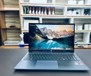 New Laptop HP Pavilion 15 16GB AMD Ryzen 5 SSD 512GB