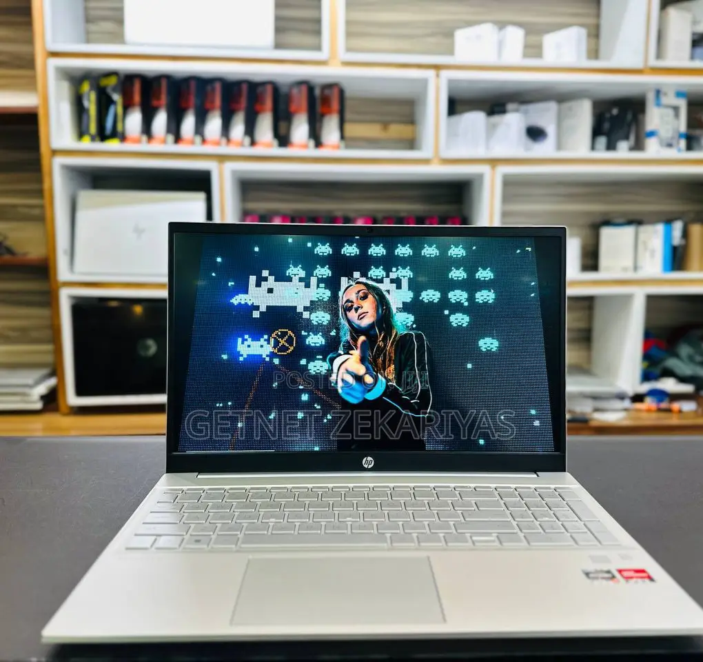 New Laptop HP Pavilion 15 16GB AMD Ryzen 5 SSD 512GB