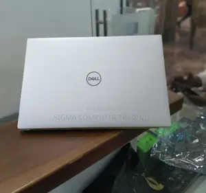 New Laptop Dell XPS 15 32GB Intel Core I9 SSD 2T