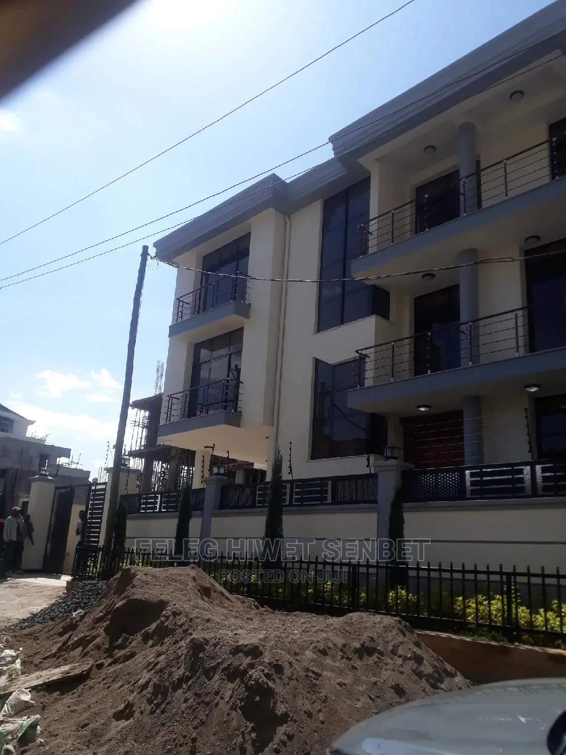 Furnished 9bdrm House in Aa, Bole for rent